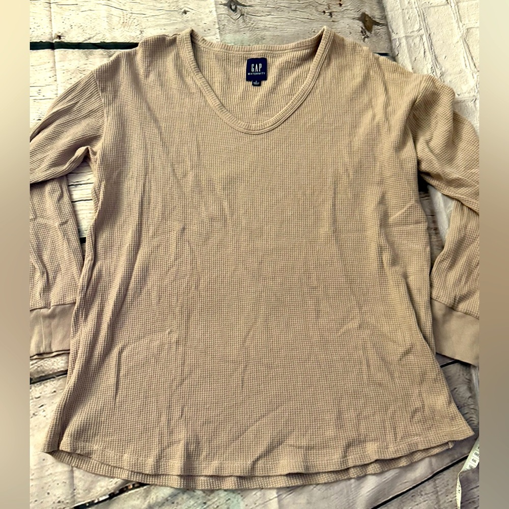 Gap maternity waffle knit top size L